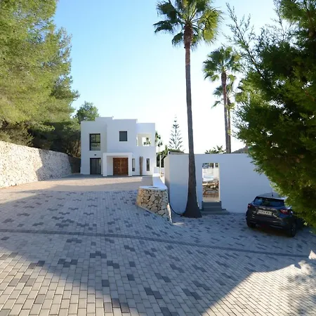 Graham - Saona I Villa *